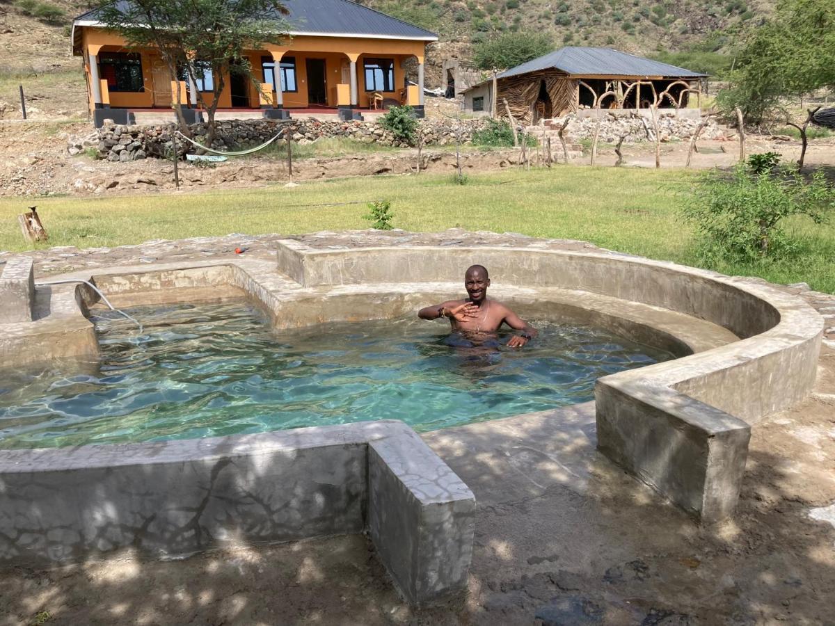 Lake Natron Maasai Guesthouse Mtowabaga Exterior foto